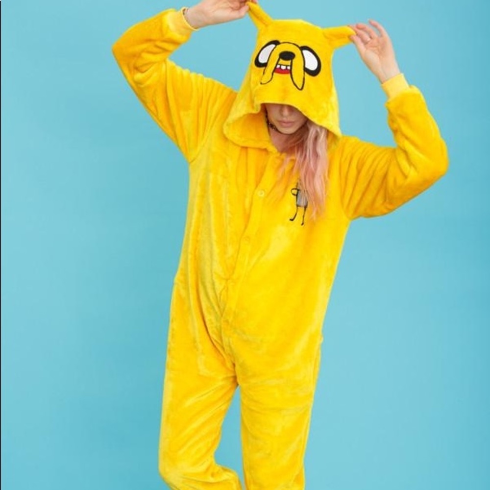 Jake the dog onesie, newly bought. Still in package. Size Medium!